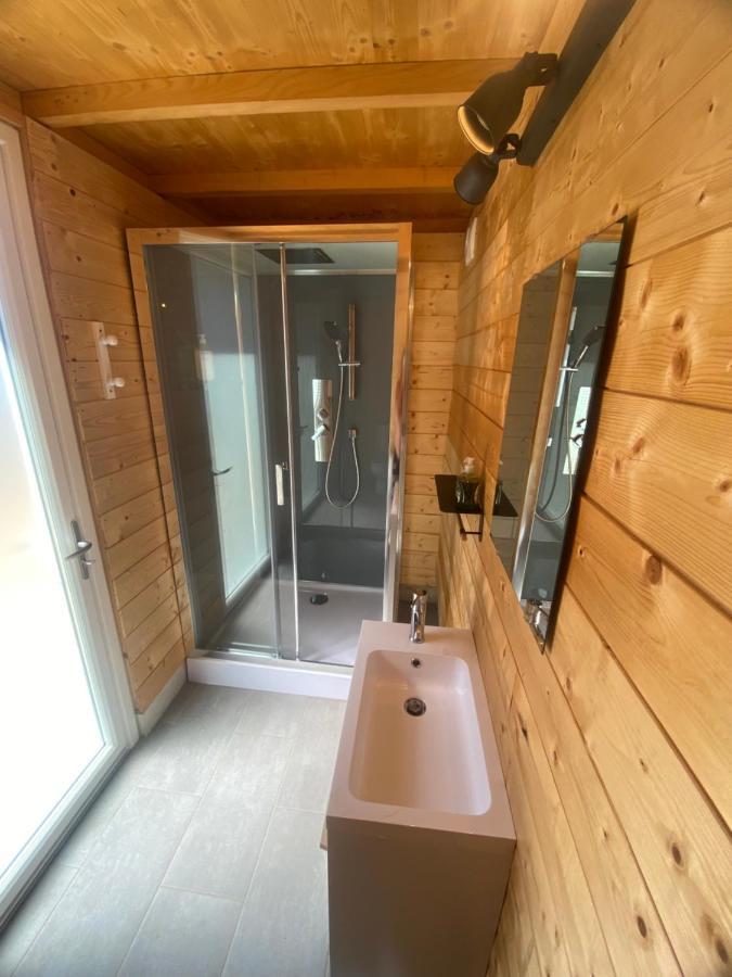 Chambre Dans Logement Partage Chez L Habitant Avec Piscine De 1 A 3 Chambres Grieges Exteriör bild