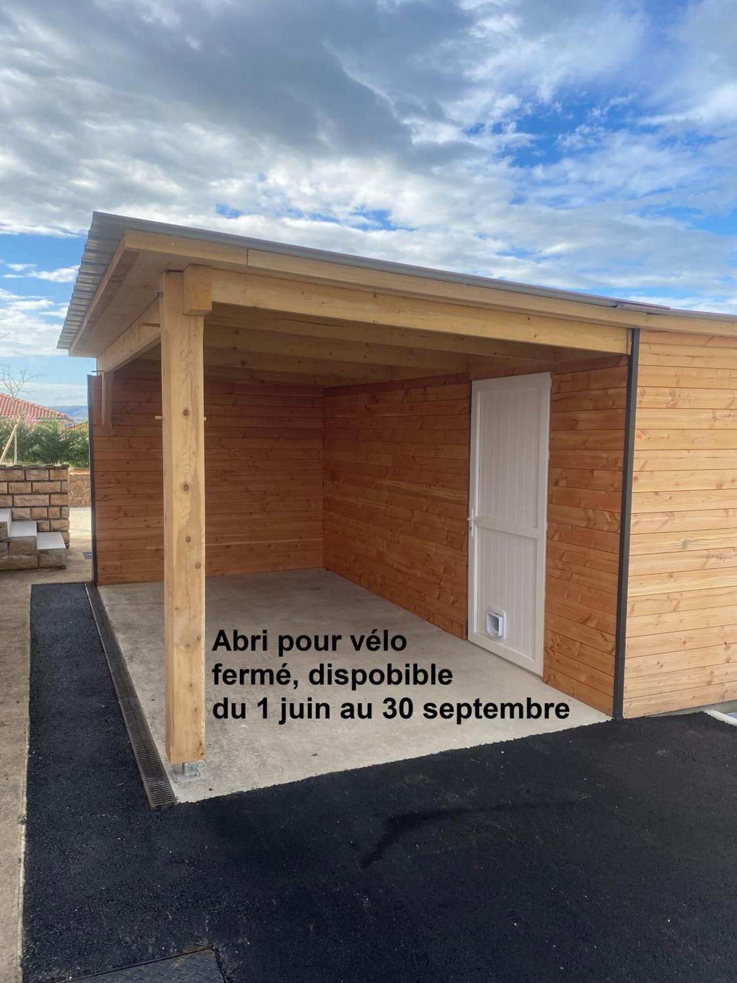 Chambre Dans Logement Partage Chez L Habitant Avec Piscine De 1 A 3 Chambres Grieges Exteriör bild